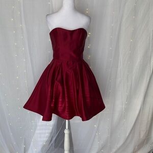Elegant Strapless Red Dress